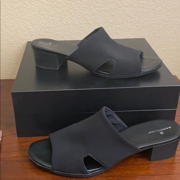Bandolino Black Slip on Sandals - Picture 2 of 7